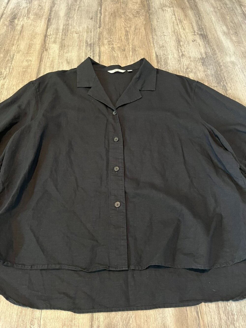 SALE! 2 Uniqlo W's Linen Blend Open Collar S/S Shirts, Black & Olive, Large - Picture 4 of 16